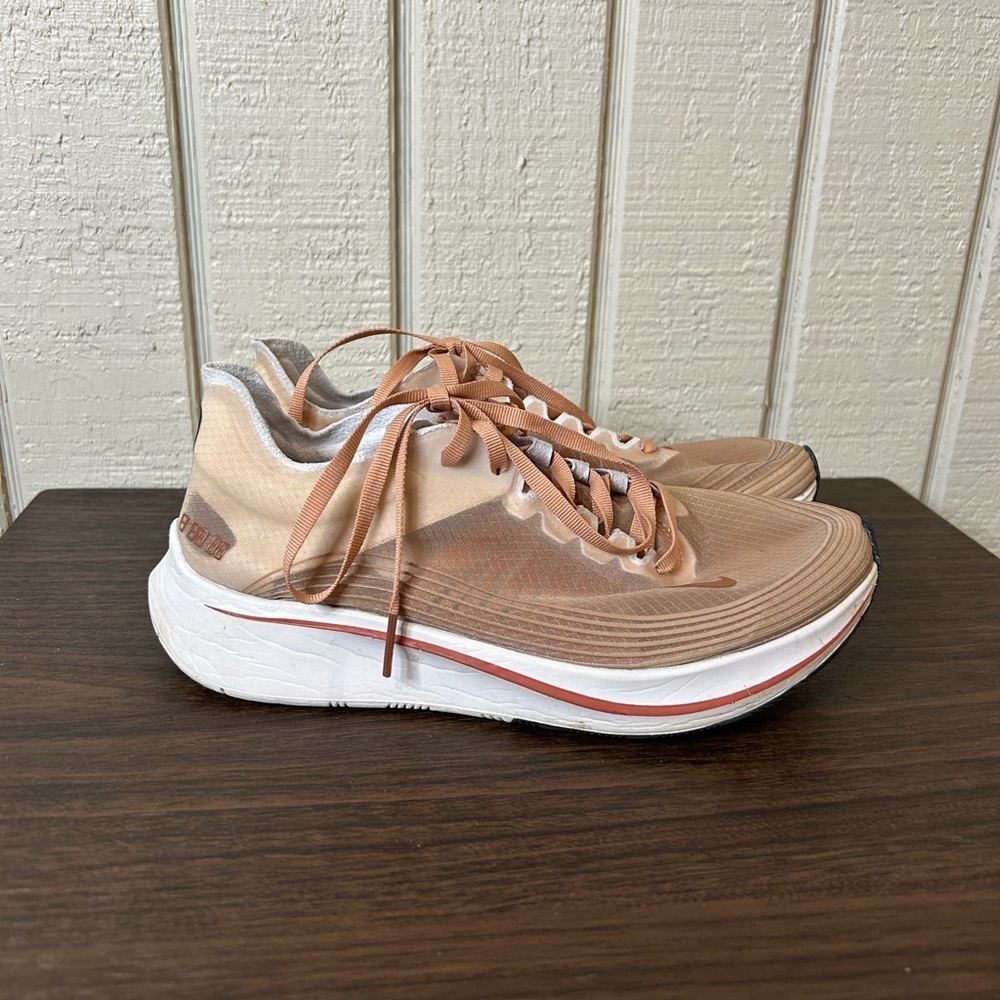 Nike Zoom Fly SP Running Sneakers, size 7.